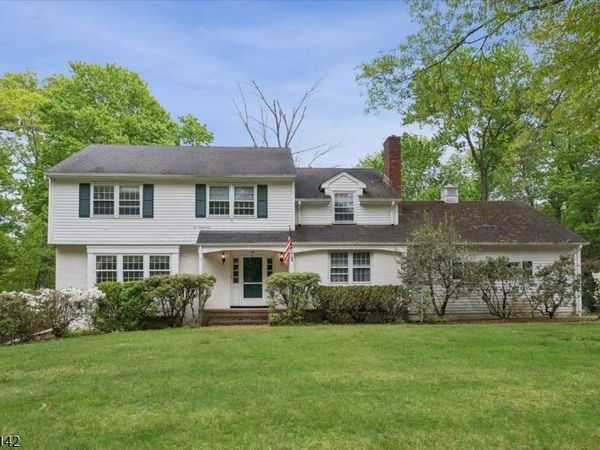 48 Walnut Cir, Bernards, NJ 07920