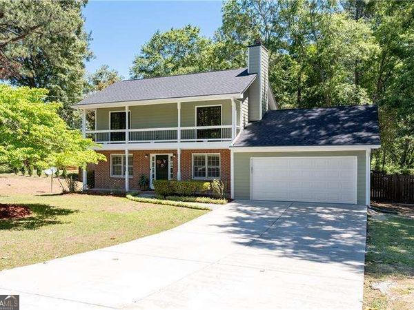 2526 Ashworth Lake Road, Snellville, GA 30078