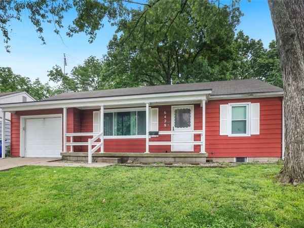 6429 Switzer Lane, Shawnee, KS 66203