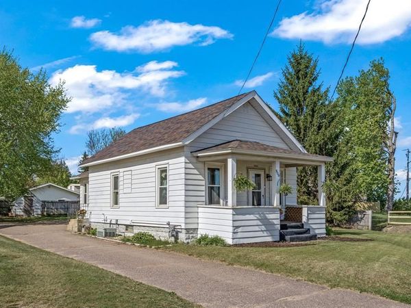 906 Cameron Street, Eau Claire, WI 54703