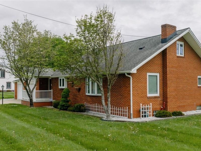 8010 Elson Street SE, Waynesburg, OH 44688 Photo 4