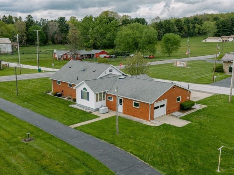 8010 Elson Street SE, Waynesburg, OH 44688 Photo 6