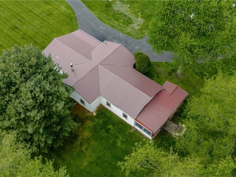 8010 Elson Street SE, Waynesburg, OH 44688 Photo 9