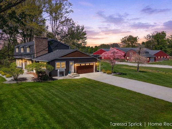 6375 Bauer Road, Hudsonville, MI 49426