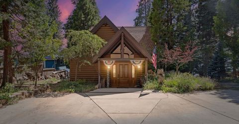 3664 Lake Almanor Drive, Lake Almanor, CA 96137 Photo