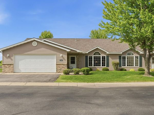 101 Gull Path , Mankato, MN 56001