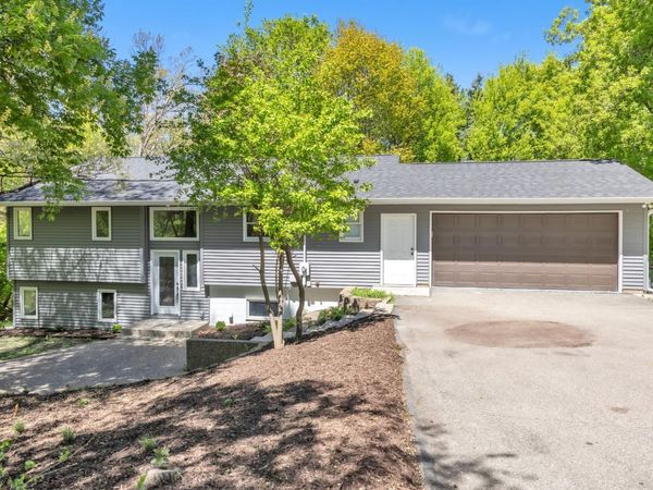 4755 Eriks Boulevard, Eagan, MN 55122