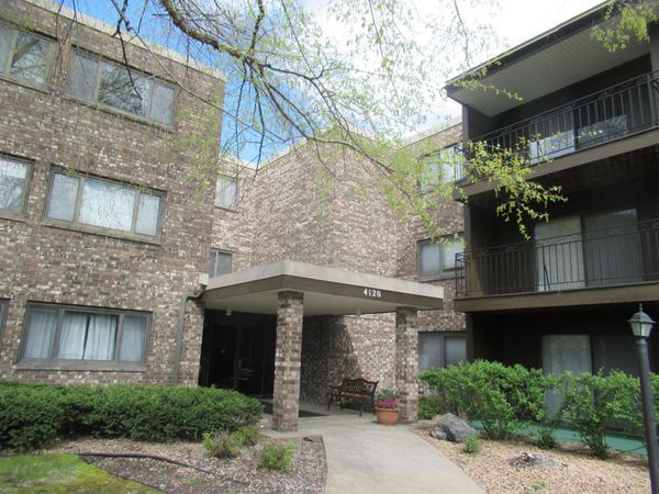 4120 Parklawn Avenue, Unit 135, Edina, MN 55435
