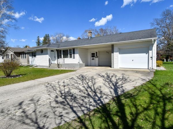 508 Merriam Avenue S, Thief River Falls, MN 56701
