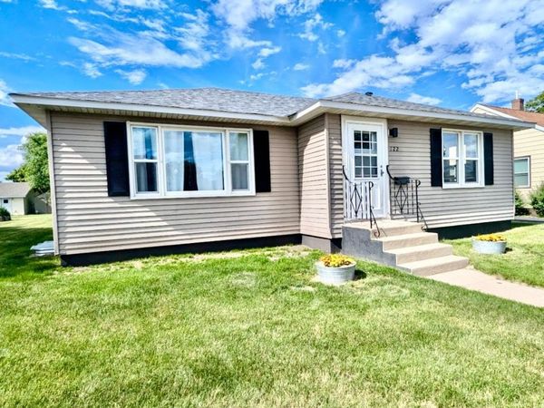 122 Sinclair Lewis Avenue, Sauk Centre, MN 56378