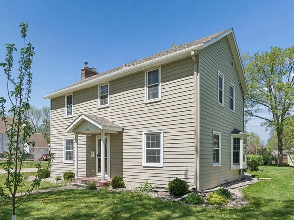 825 14th Street E, Glencoe, MN 55336