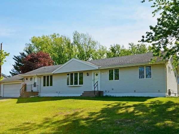 7500 Janell Avenue N, Brooklyn Park, MN 55428