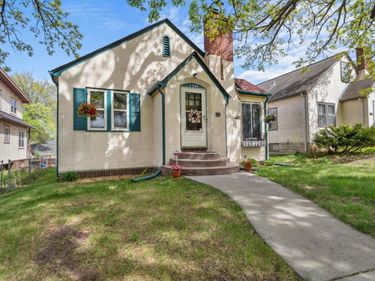 4549 18th Avenue S, Minneapolis, MN 55407