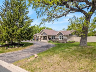 6420 Bluff Drive, Bloomington, MN 55438