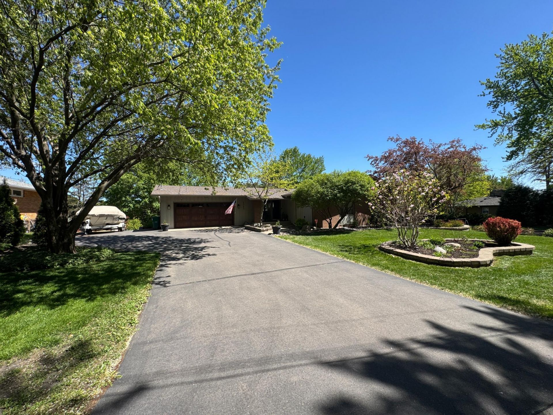 1345 Broadview Avenue, Chaska, MN 55318