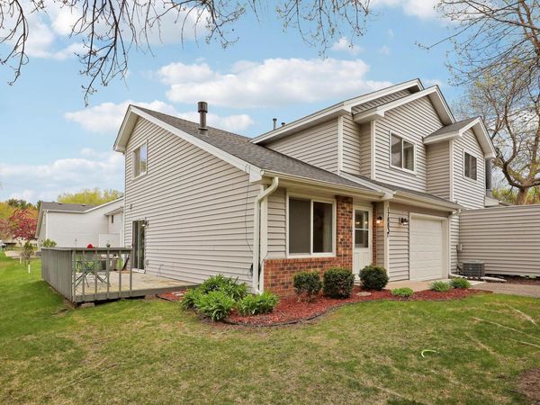 17883 Evener Way, Eden Prairie, MN 55346