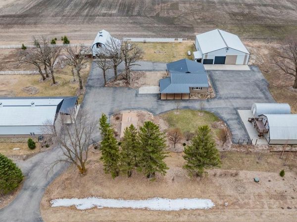 90917 240th Street , Austin, MN 55912