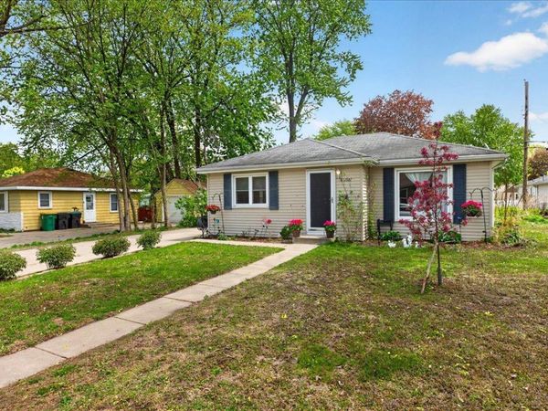 4506 Yates Avenue N, Crystal, MN 55422