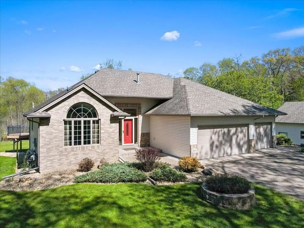 25647 Gustavus Court , Wyoming, MN 55092