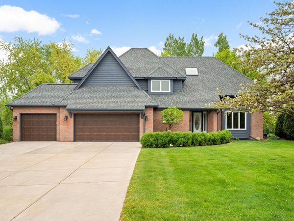 6050 Dallas Lane N, Plymouth, MN 55446