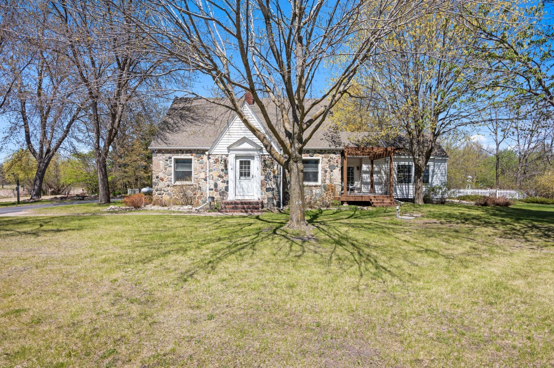 1651 N Lake Miltona Drive NE, Miltona, MN 56354