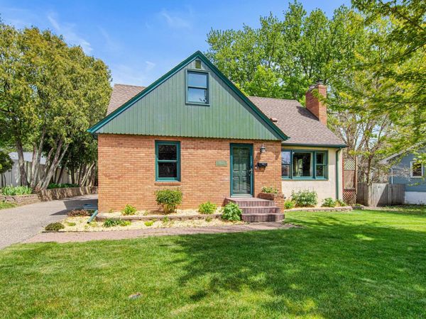 1420 Winnetka Avenue N, Golden Valley, MN 55427