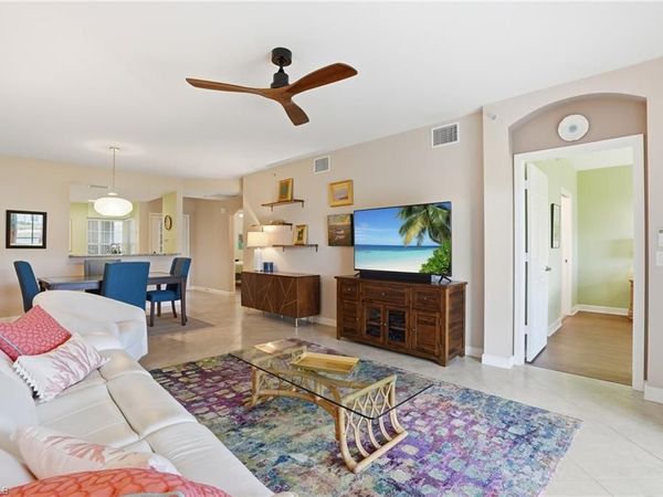 3039 Horizon LN, Unit 2105, NAPLES, FL 34109