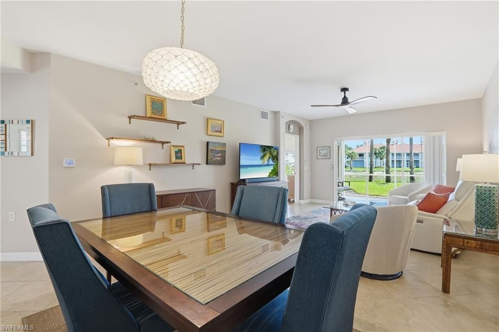 3039 Horizon Ln, Unit 2105, Naples, FL 34109 Photo