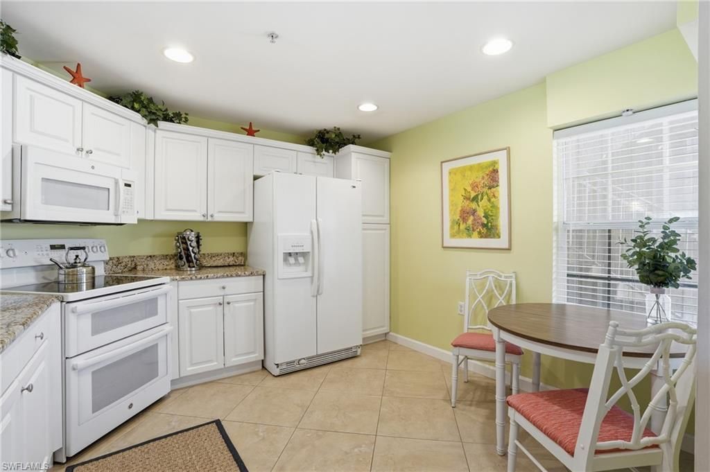 3039 Horizon Ln, Unit 2105, Naples, FL 34109 Photo