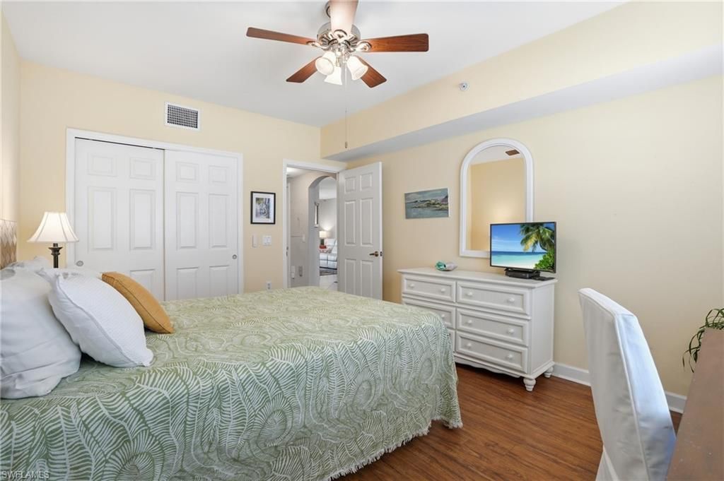 3039 Horizon Ln, Unit 2105, Naples, FL 34109 Photo