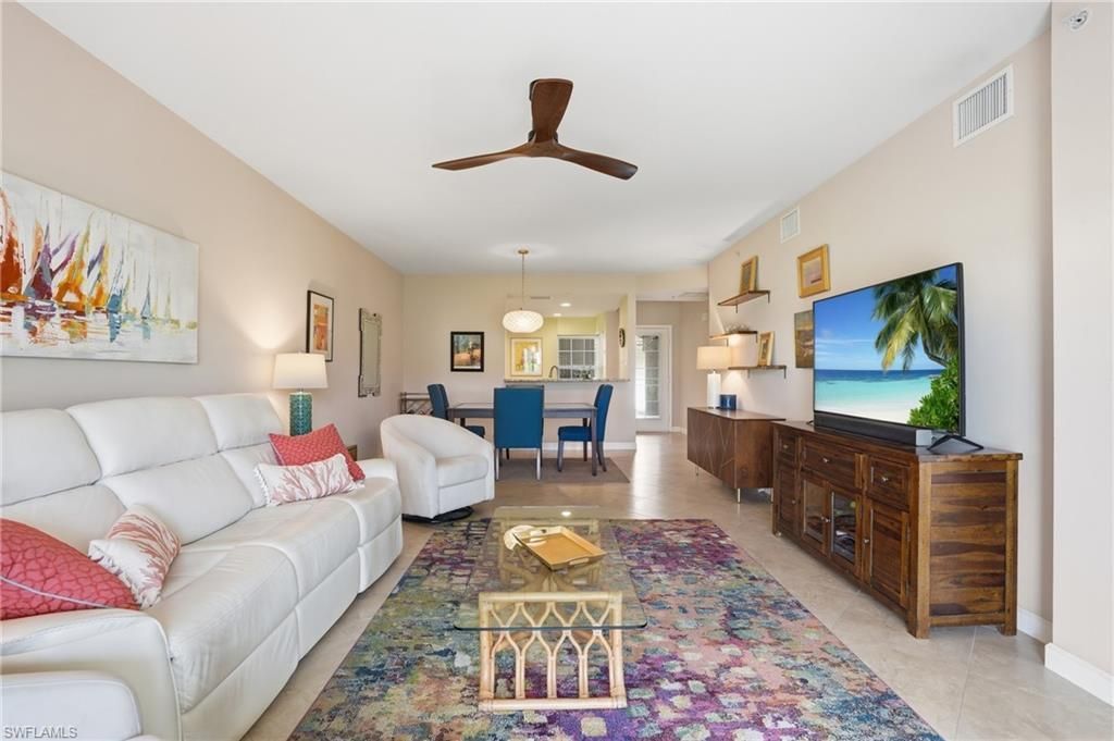 3039 Horizon Ln, Unit 2105, Naples, FL 34109 Photo