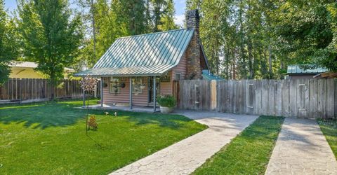 351 Feather River Drive , Chester, CA 96020 Photo
