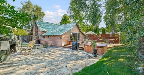 351 Feather River Drive , Chester, CA 96020 Photo