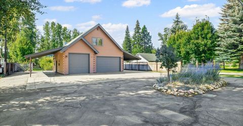 351 Feather River Drive , Chester, CA 96020 Photo