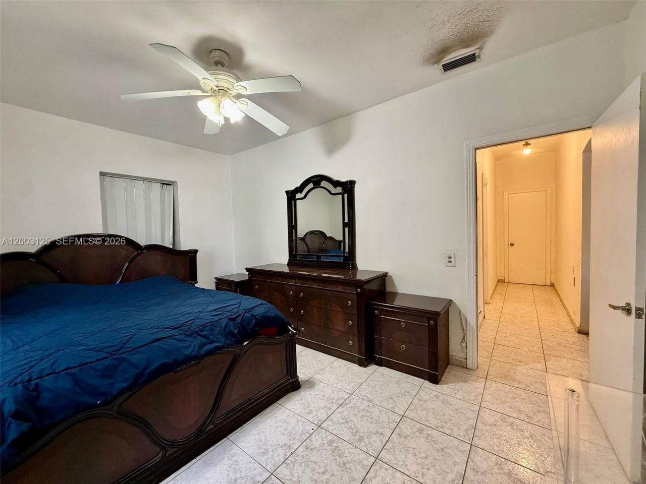 3000 NW 5th St, Miami, FL 33125 Photo