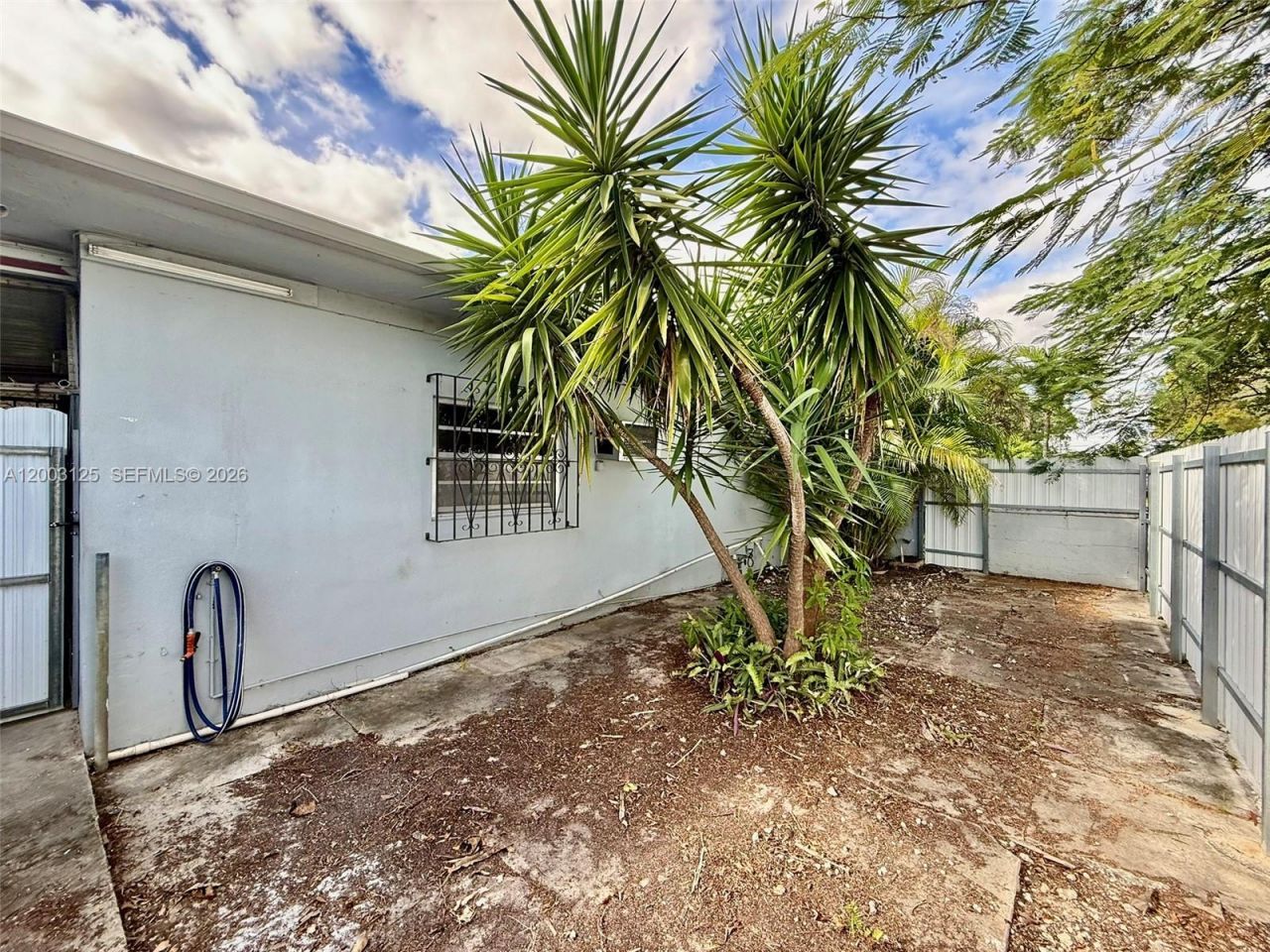 3000 NW 5th St, Miami, FL 33125 Photo