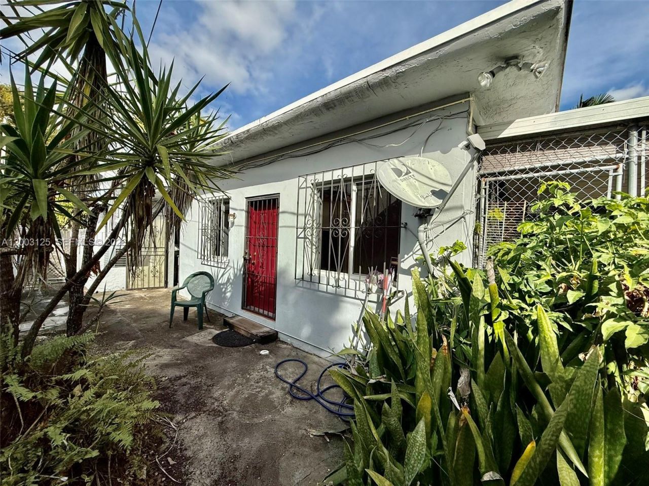 3000 NW 5th St, Miami, FL 33125 Photo