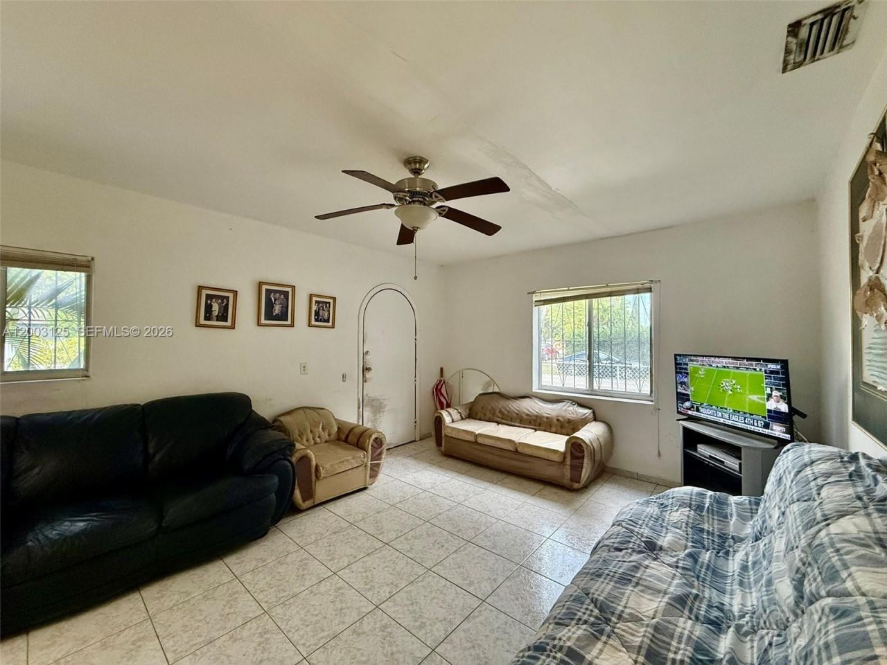 3000 NW 5th St, Miami, FL 33125 Photo