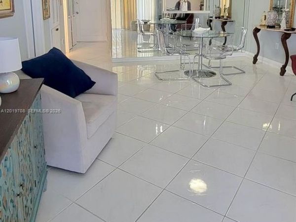 3600 NE 170th St , Unit 404, North Miami Beach, FL 33160