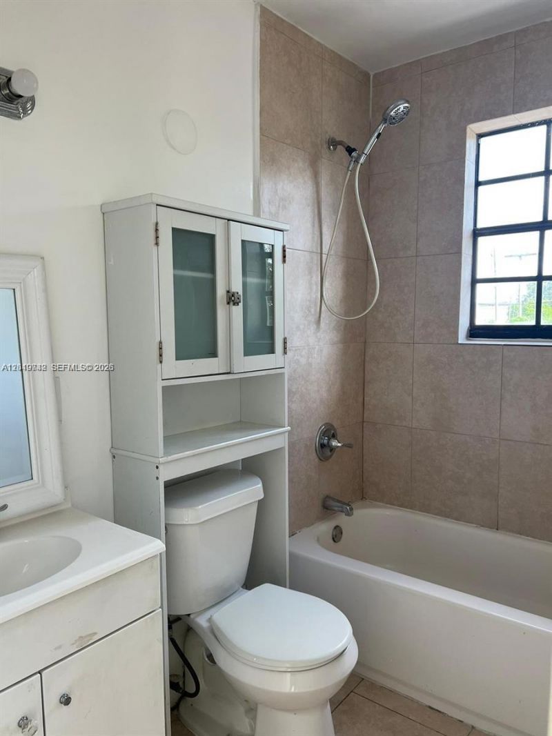 4245 NW 24th Ave, Unit 1, Miami, FL 33142 Photo