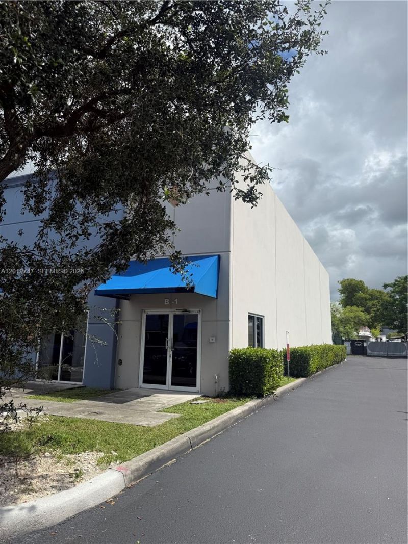 4960 NW 165th St , Unit B1, Miami Gardens, FL 33014 Photo