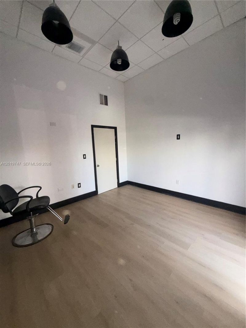 4960 NW 165th St , Unit B1, Miami Gardens, FL 33014 Photo