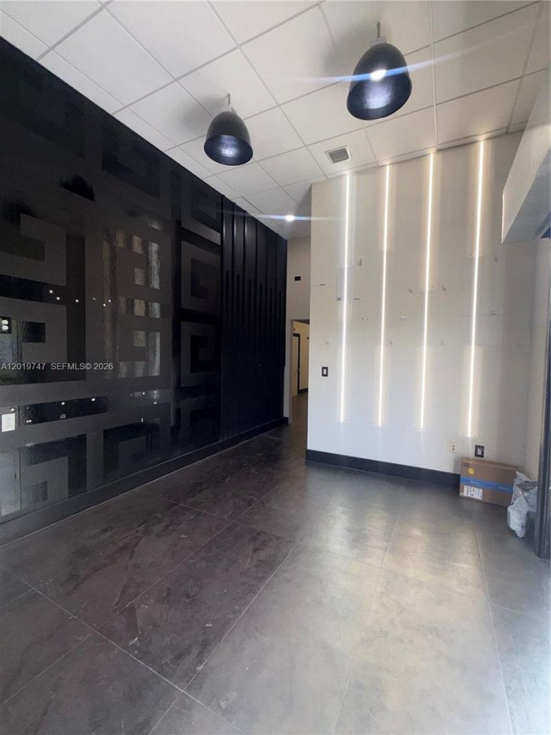 4960 NW 165th St , Unit B1, Miami Gardens, FL 33014 Photo