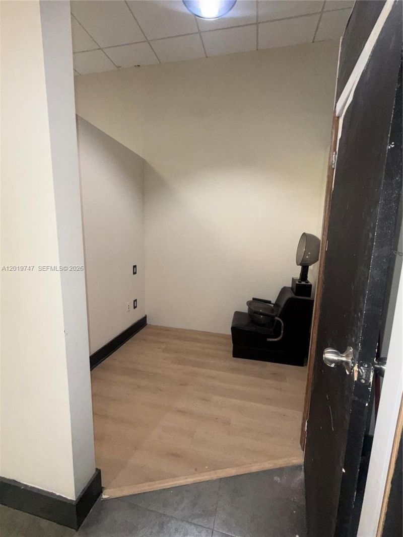 4960 NW 165th St , Unit B1, Miami Gardens, FL 33014 Photo