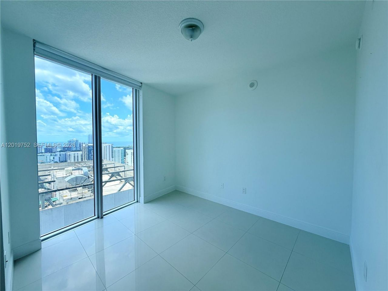 185 SW 7 St , Unit 3412, Miami, FL 33130 Photo