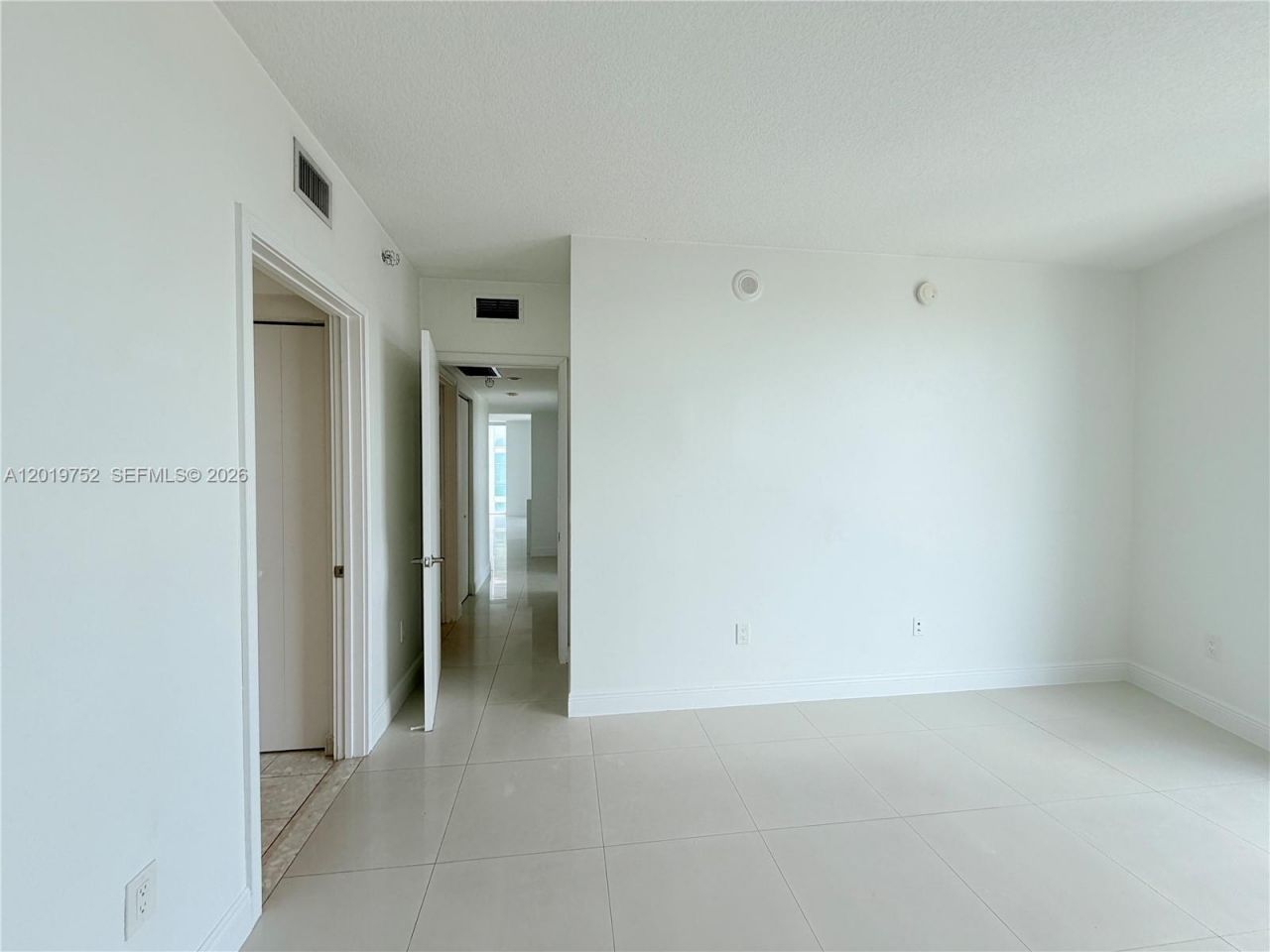 185 SW 7 St , Unit 3412, Miami, FL 33130 Photo
