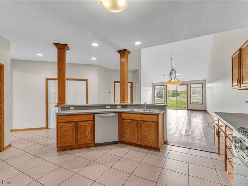 147 Granger Drive , Lagrange, OH 44050 Photo 6