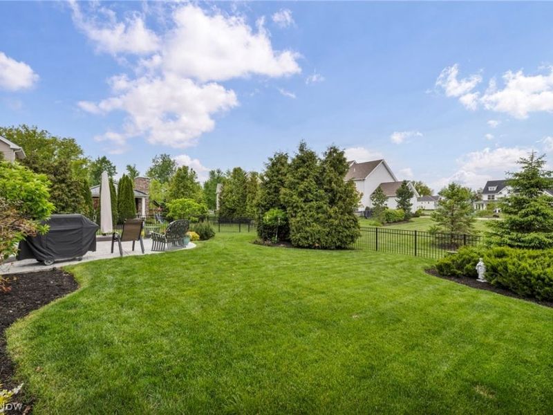 32708 Albion Drive, Avon Lake, OH 44012 Photo 11