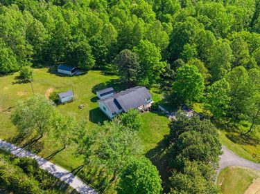 340 Dean Road, McKee, KY 40447