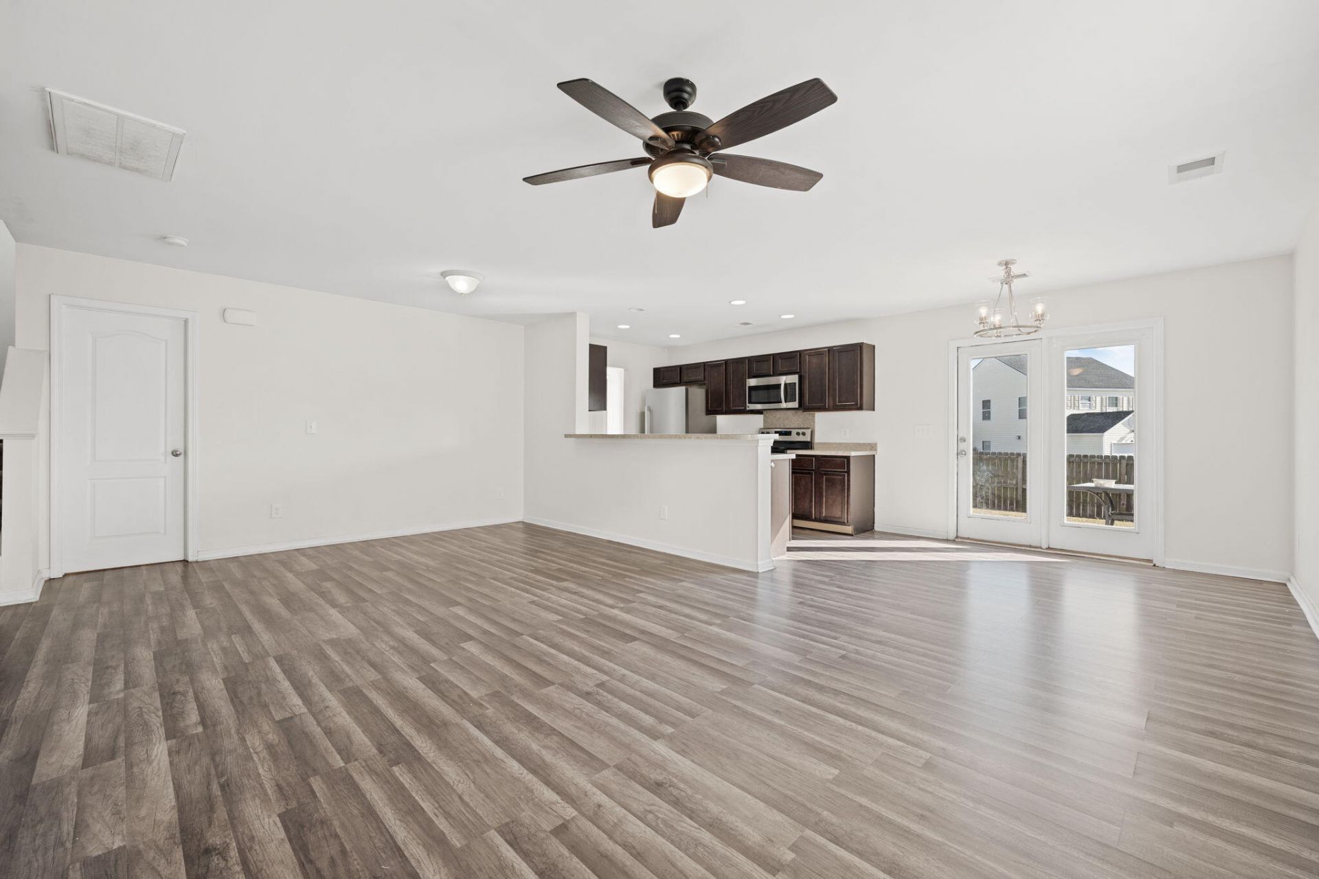 232 Coosawatchie Street Photo 10